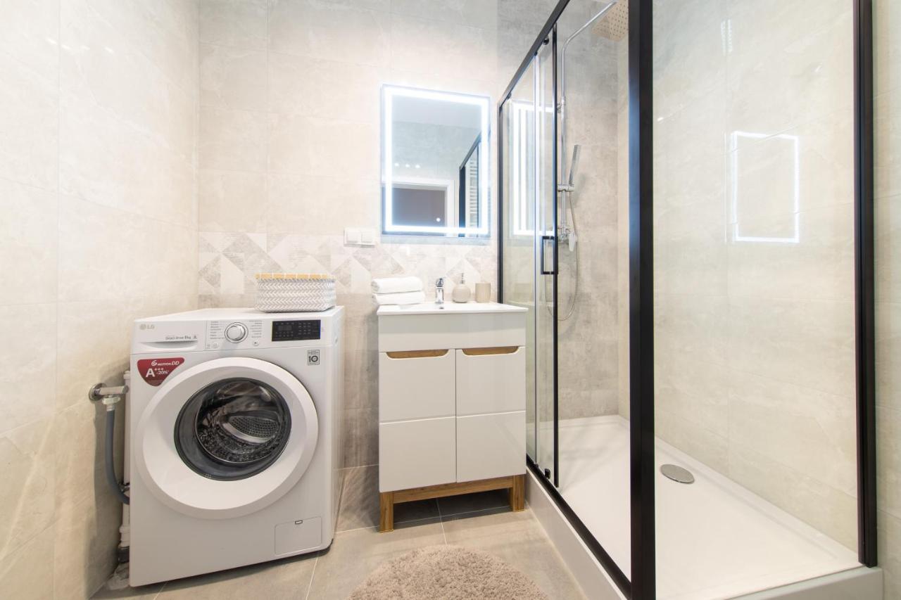 Apartamenty Jurowiecka เบียวิสตอก ภายนอก รูปภาพ