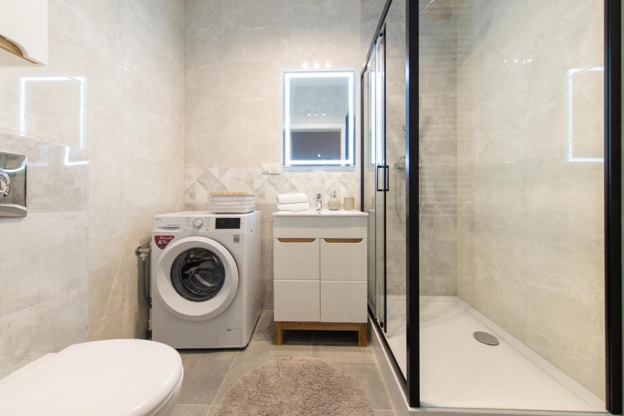 Apartamenty Jurowiecka เบียวิสตอก ภายนอก รูปภาพ